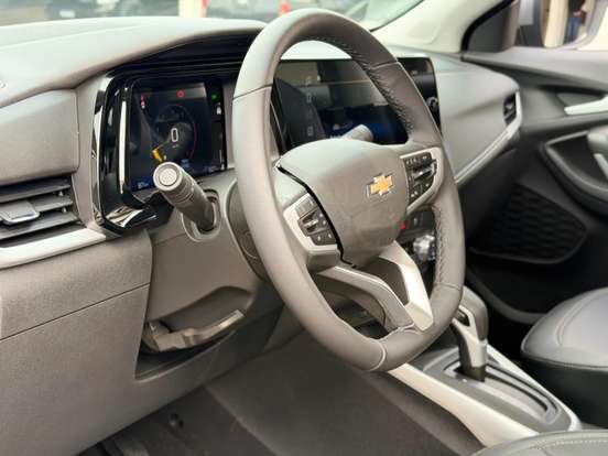CHEVROLET-TRACKER-2025