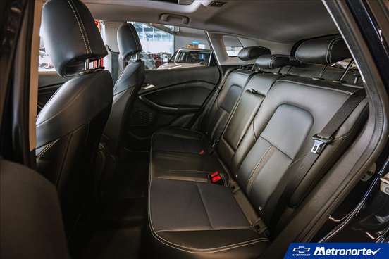 CHEVROLET-TRACKER-2023