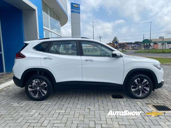 CHEVROLET-TRACKER-2023