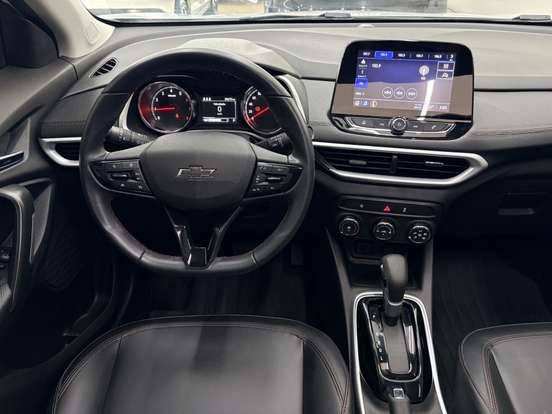 CHEVROLET-TRACKER-2023