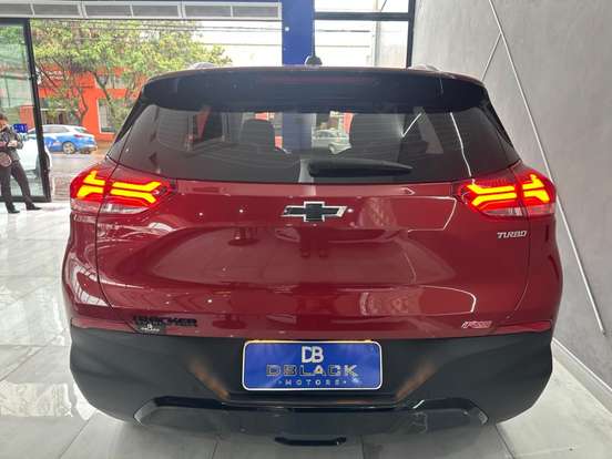 CHEVROLET-TRACKER-2023