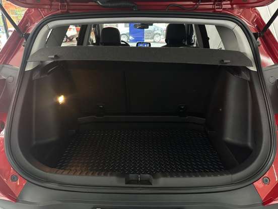 CHEVROLET-TRACKER-2023