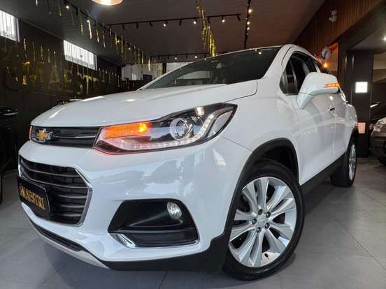 CHEVROLET-TRACKER-2018