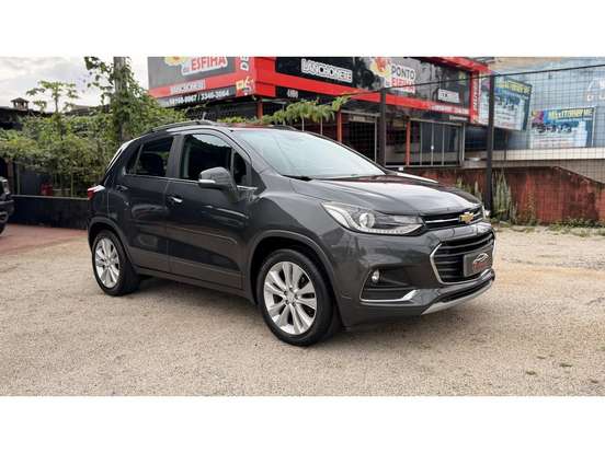 CHEVROLET-TRACKER-2018