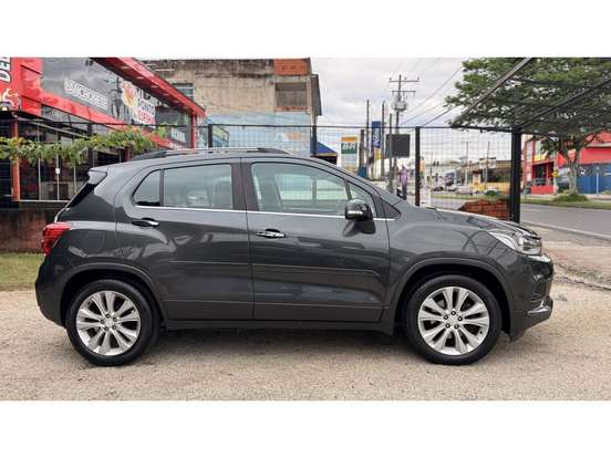 CHEVROLET-TRACKER-2018