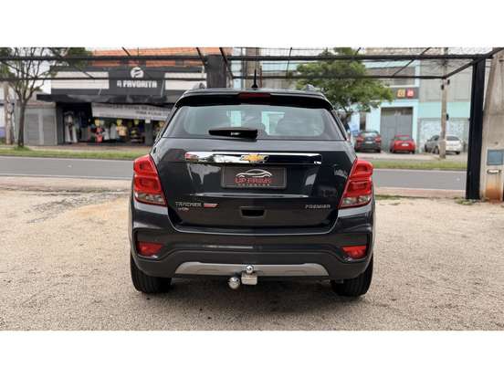 CHEVROLET-TRACKER-2018
