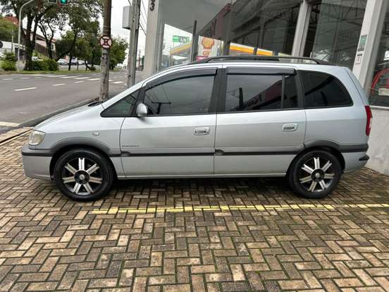 CHEVROLET-ZAFIRA-2.0 MPFI ELEGANCE 8V FLEX 4P AUTOMÁTICO CHEVROLET-ZAFIRA-2010