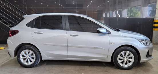 CHEVROLET-ONIX-2020