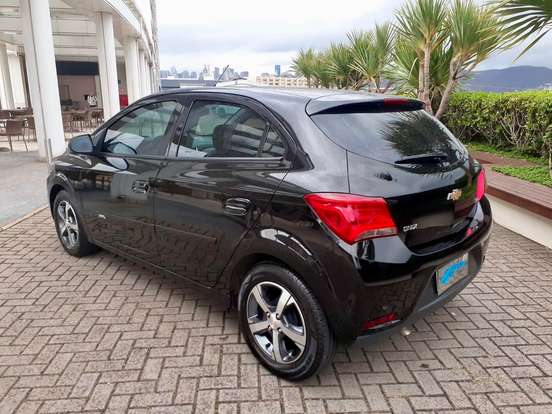 CHEVROLET-ONIX-1.4 MPFI LTZ 8V FLEX 4P AUTOMÁTICO CHEVROLET-ONIX-2018
