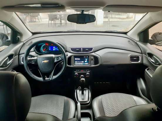 CHEVROLET-ONIX-2018