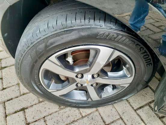 CHEVROLET-ONIX-2018