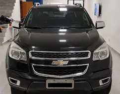 CHEVROLET S10 2.5 LTZ 4X4 CD 16V FLEX 4P MANUAL CHEVROLET S10 2.5 LTZ 4X4 CD 16V FLEX 4P MANUAL