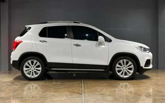 CHEVROLET-TRACKER-2018