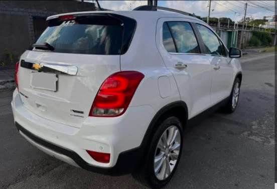 CHEVROLET-TRACKER-2018