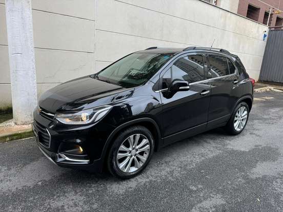 CHEVROLET-TRACKER-2018