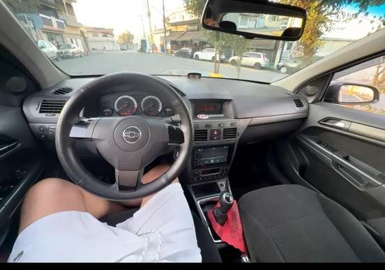 CHEVROLET-VECTRA-2010