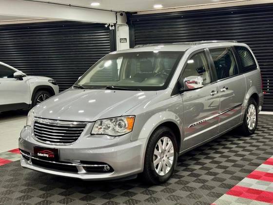 CHRYSLER TOWN & COUNTRY 3.6 LIMITED V6 24V GASOLINA 4P AUTOMÁTICO