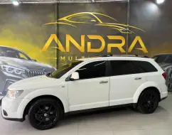 DODGE JOURNEY 3.6 RT V6 GASOLINA 4P AUTOMÁTICO DODGE JOURNEY 3.6 RT V6 GASOLINA 4P AUTOMÁTICO