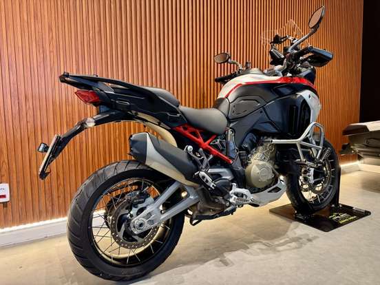 DUCATI-MULTISTRADA 1200 V4 RALLY ADVENTURE-2024
