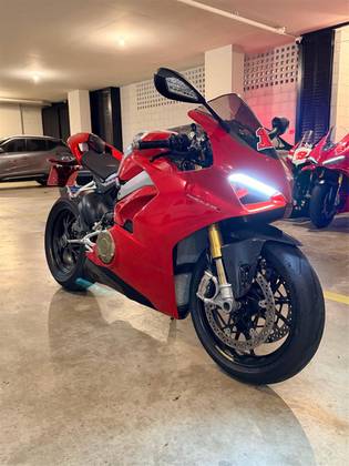 DUCATI PANIGALE V4 S 