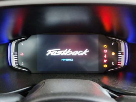 FIAT-FASTBACK-1.0 TURBO 200 HYBRID IMPETUS CVT FIAT-FASTBACK-2026