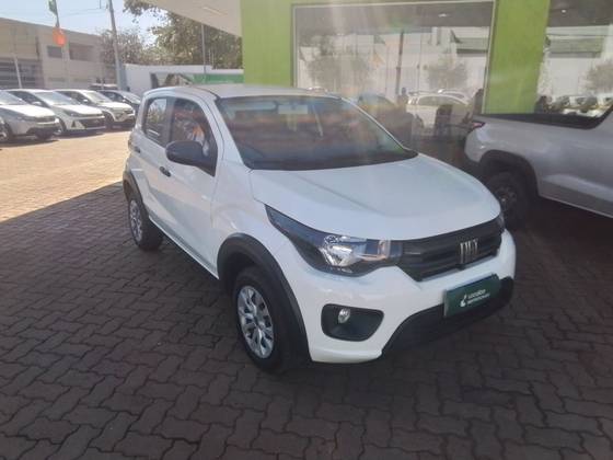 FIAT MOBI 1.0 EVO FLEX LIKE. MANUAL