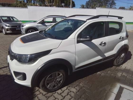 FIAT MOBI 1.0 FIREFLY FLEX TREKKING MANUAL