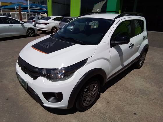 FIAT MOBI 1.0 FIREFLY FLEX TREKKING MANUAL