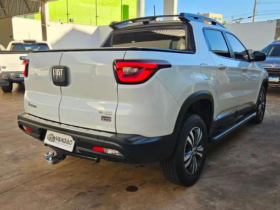 FIAT-TORO-1.3 TURBO 270 FLEX FREEDOM AT6 FIAT-TORO-2023