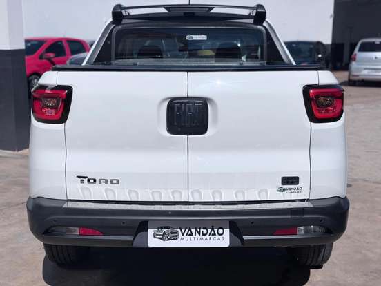 FIAT-TORO-1.3 TURBO 270 FLEX FREEDOM AT6 FIAT-TORO-2024