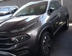 FIAT TORO 2.0 16V TURBO DIESEL VOLCANO 4WD AT9 FIAT TORO 2.0 16V TURBO DIESEL VOLCANO 4WD AT9