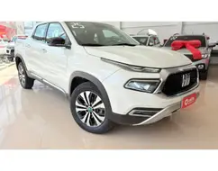 FIAT TORO 2.0 16V TURBO DIESEL VOLCANO 4WD AT9 FIAT TORO 2.0 16V TURBO DIESEL VOLCANO 4WD AT9