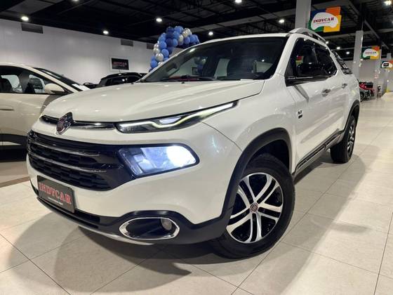 FIAT TORO 2.0 16V TURBO DIESEL VOLCANO 4WD AT9