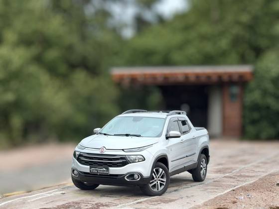FIAT TORO 2.4 16V MULTIAIR FLEX FREEDOM AT9