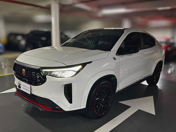 FIAT FASTBACK 1.3 TURBO 270 FLEX ABARTH AT6
