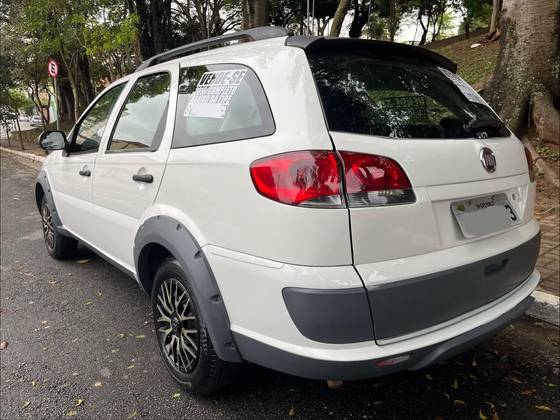 FIAT PALIO 1.6 TREKKING WEEKEND 16V FLEX 4P MANUAL