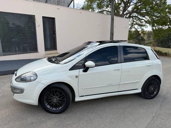 FIAT PUNTO 1.8 SPORTING 16V FLEX 4P MANUAL