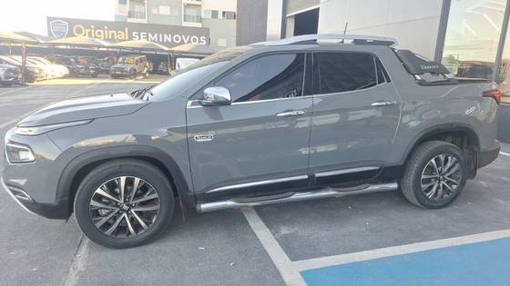 FIAT TORO 2.0 16V TURBO DIESEL RANCH 4WD AT9