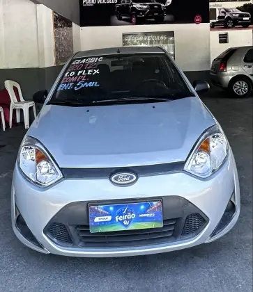 FORD FIESTA 1.0 MPI HATCH 8V FLEX 4P MANUAL