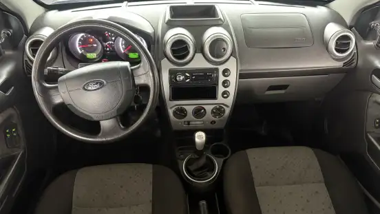 FORD-FIESTA-2013
