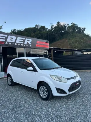 FORD FIESTA 1.6 SE HATCH 16V FLEX 4P MANUAL