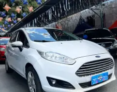 FORD FIESTA 1.6 SE HATCH 16V FLEX 4P POWERSHIFT FORD FIESTA 1.6 SE HATCH 16V FLEX 4P POWERSHIFT