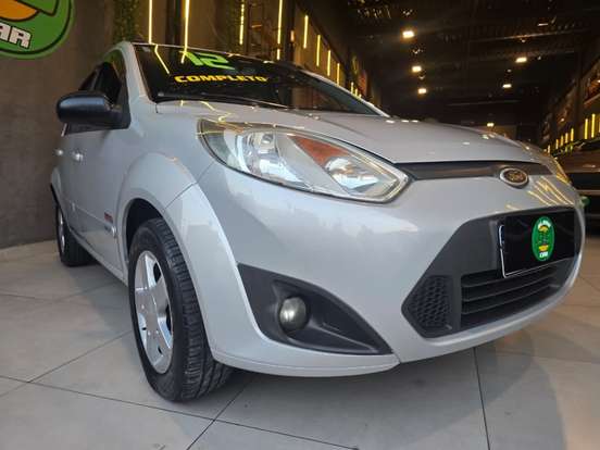 FORD-FIESTA-2011