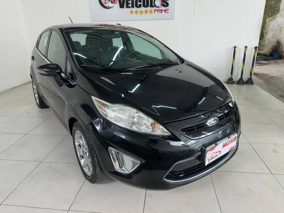 FORD FIESTA 1.6 ROCAM SE 8V FLEX 4P MANUAL