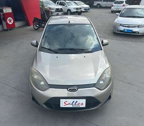 FORD-FIESTA-2010