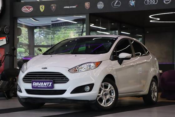 FORD FIESTA 1.6 SE SEDAN 16V FLEX 4P POWERSHIFT