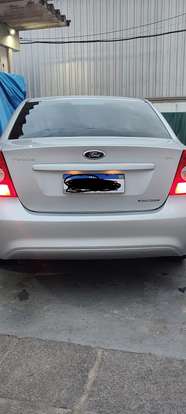FORD-FOCUS-2012