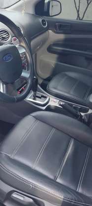 FORD-FOCUS-2012