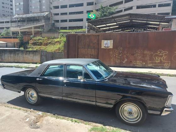 FORD GALAXIE LANDAU GASOLINA 4P AUTOMÁTICO