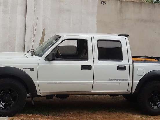 FORD-RANGER-3.0 XLS 16V 4X4 CD DIESEL 4P MANUAL FORD-RANGER-2005